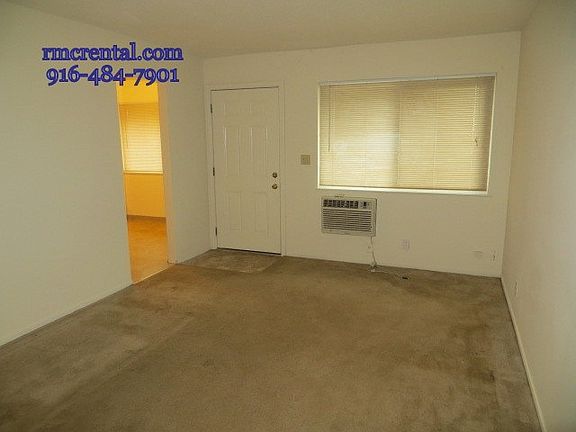 4th image of 10414 Buena Plaza Cir