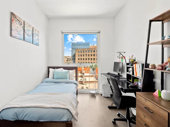 371 West 123rd Street 8A image 10 of 11