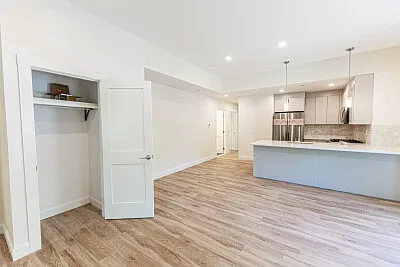 3 bed, 1130 sqft, $4,500 — Photo 2