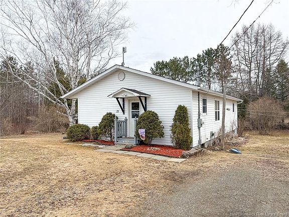 2nd image of 21 Stacey Rd