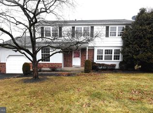 77 Lenape Dr, New Britain, PA 18901