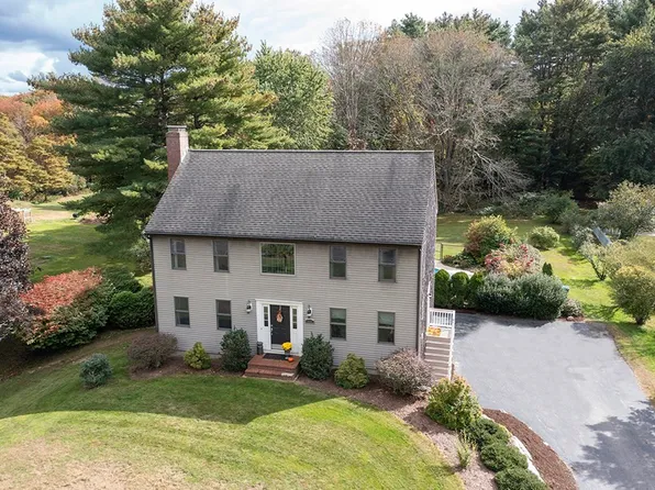 96 Walnut St, East Bridgewater, MA 02333