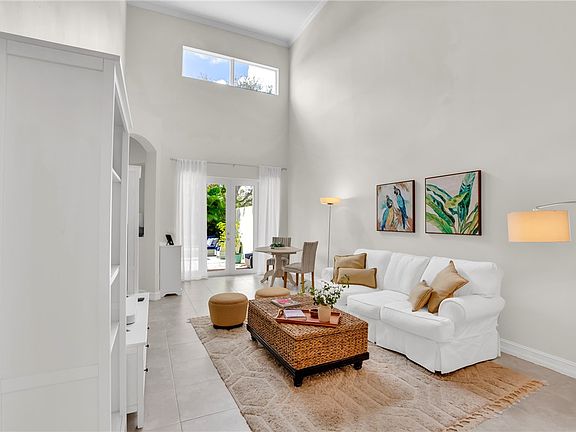 3rd image of 1835 Bridgepointe Cir Unit 17