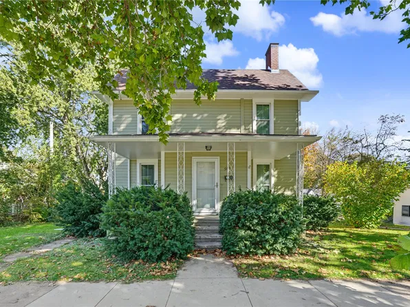 503 2nd St NW, Mount Vernon, IA 52314