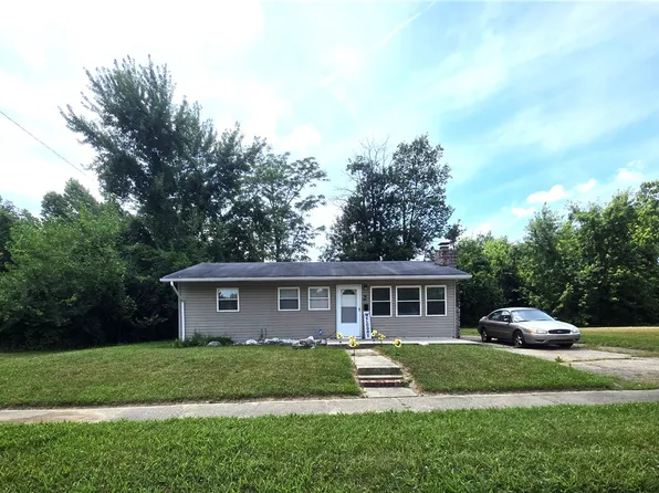 1559 Elaine St, Dayton, OH 45417