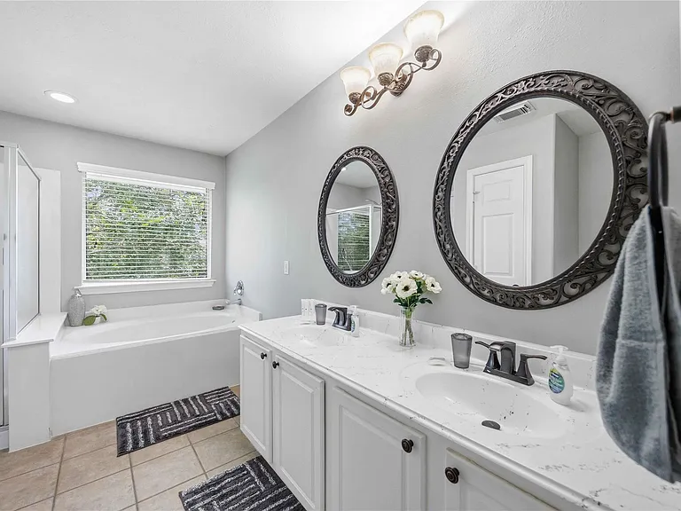 71 Summerhaze Cir — Photo 22