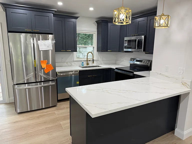 106 Fairman Ave — Photo 3