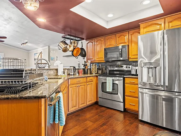6701 Leeward Isle Way — Photo 12