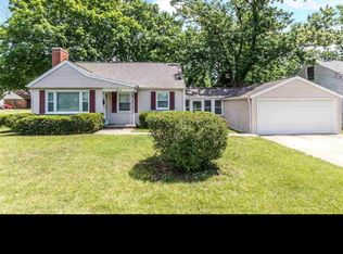 3210 N Indiana Ave, Peoria, IL 61603