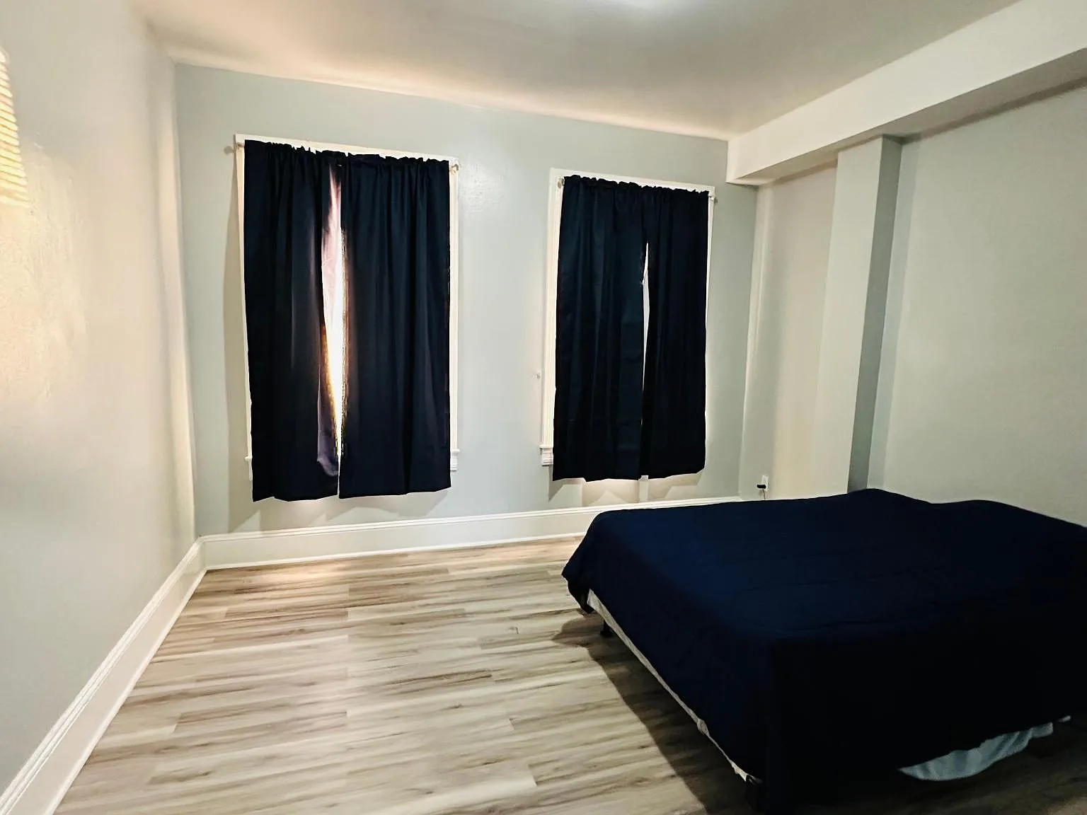 1 bed, 900 sqft, $1,000 — Photo 1