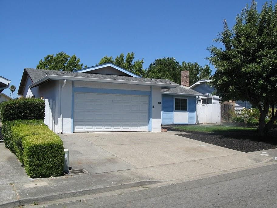 1st image of 127 College Ave