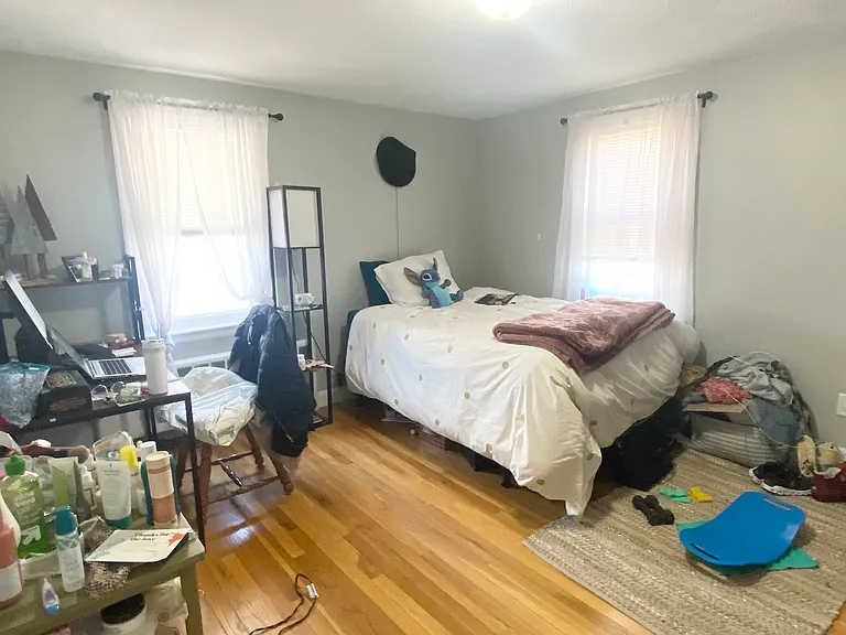 605 Main St #2 — Photo 9