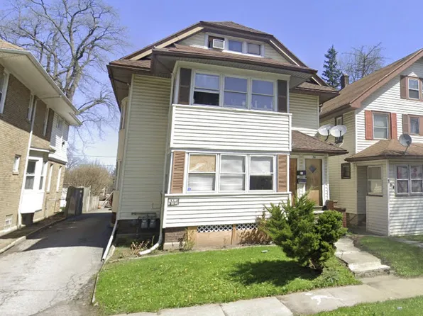 366-368 Augustine St, Rochester, NY 14613