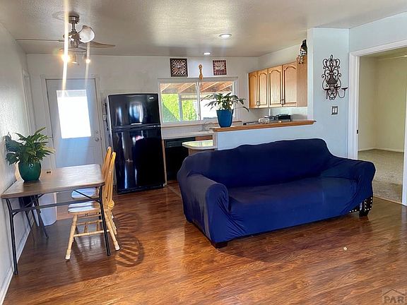 5th image of 135 Schirra Pl