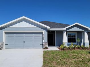 1352 Mountain Flower Ln, Davenport, FL 33837
