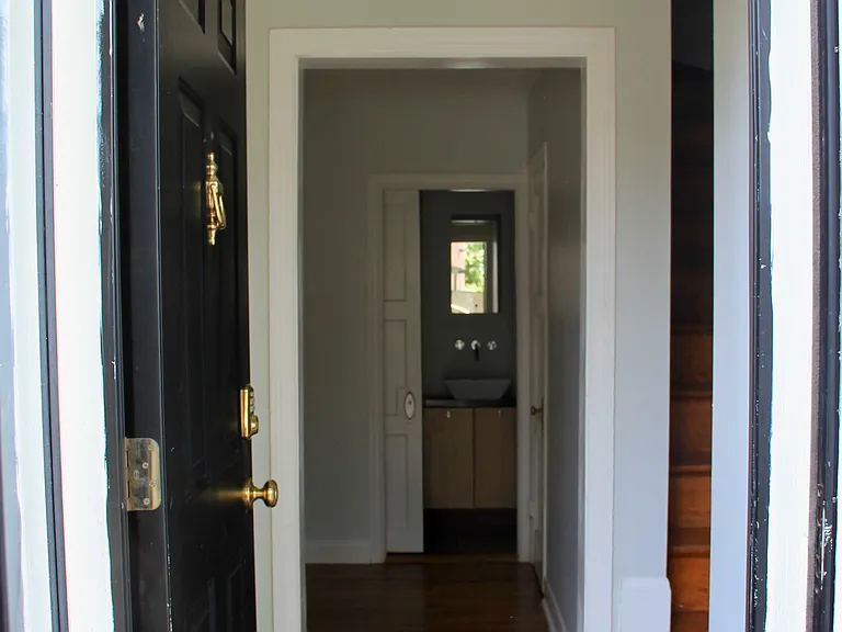 6107 Maylane Dr — Photo 11