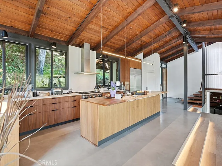 20110 Observation Dr — Photo 14