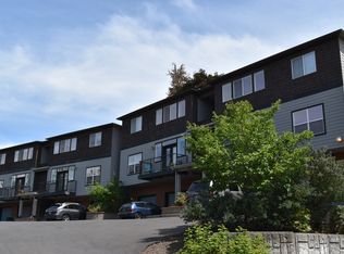 9752 SW 34th Pl #1, Portland, OR 97204