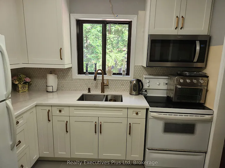 2 Zelia Ct — Photo 10