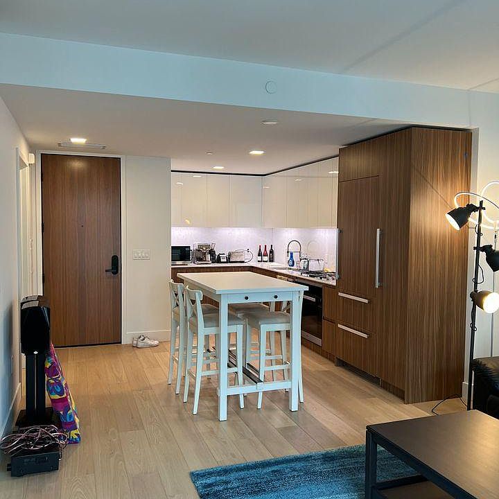 1st image of 2177 3rd St #602
