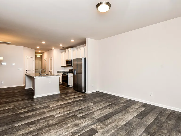 106 Crestwind Dr — Photo 10