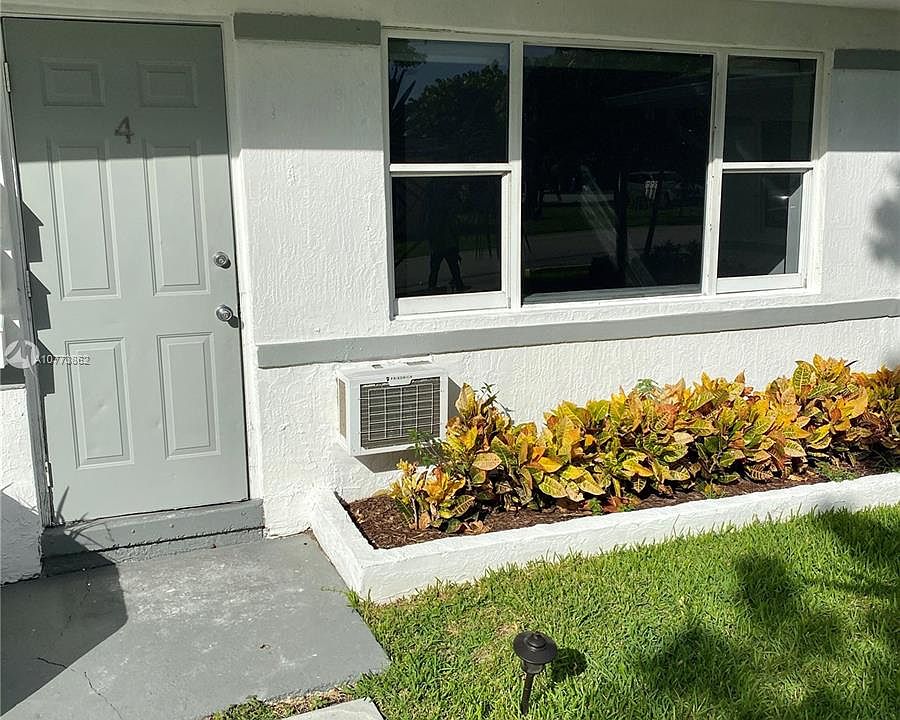 1st image of 313 Hibiscus Ave APT 4