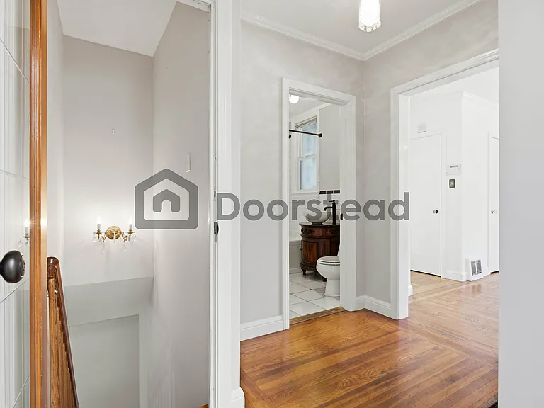 101 Monterey Blvd — Photo 25