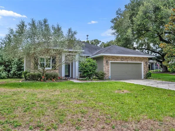 506 CANOPY LANE, LADY LAKE, FL 32159