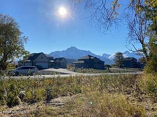 1st image of 1660 N River Rock Cir