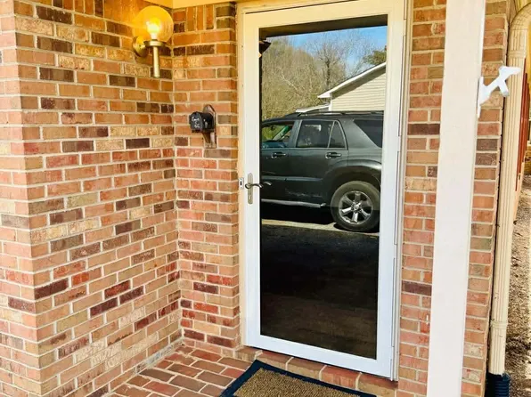 145 Bentwood Cir, Spartanburg, SC 29307