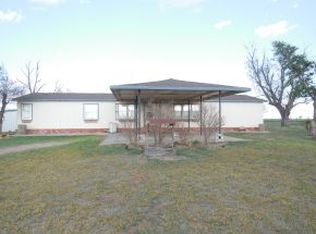 15848 S County Road 198, Olustee, OK 73560