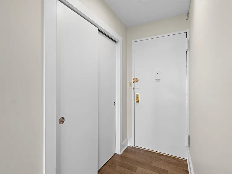 1225 John F Kennedy Blvd #12C — Photo 7