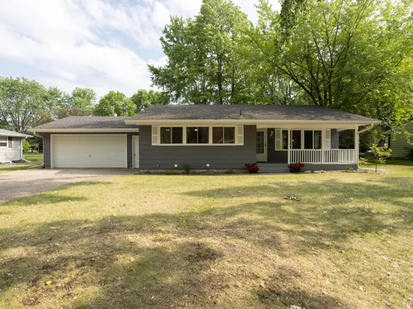 1227 Foothill Ct, Fergus Falls, MN 56537