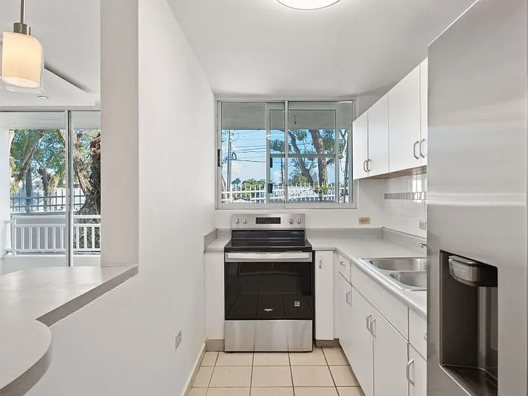 Cond Boulevard Del Rio Apt C204 — Photo 12