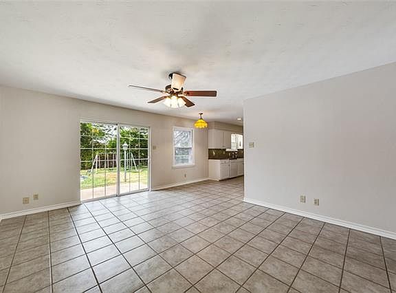 4th image of 3117 Watson Dr