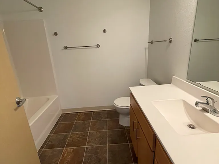 Fourth Street Co-op Apartments — Photo 41