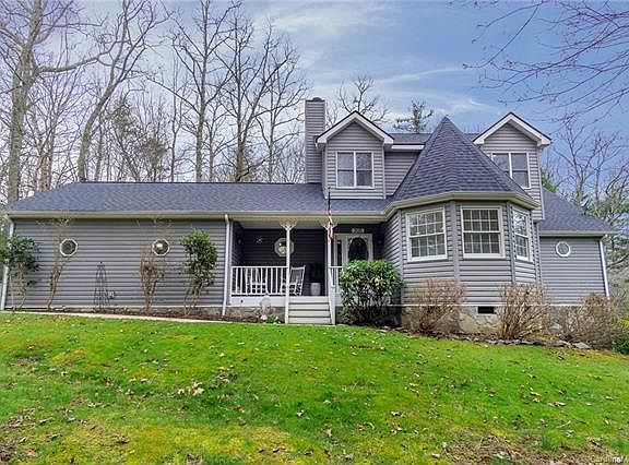 2nd image of 305 Shadecrest Ln