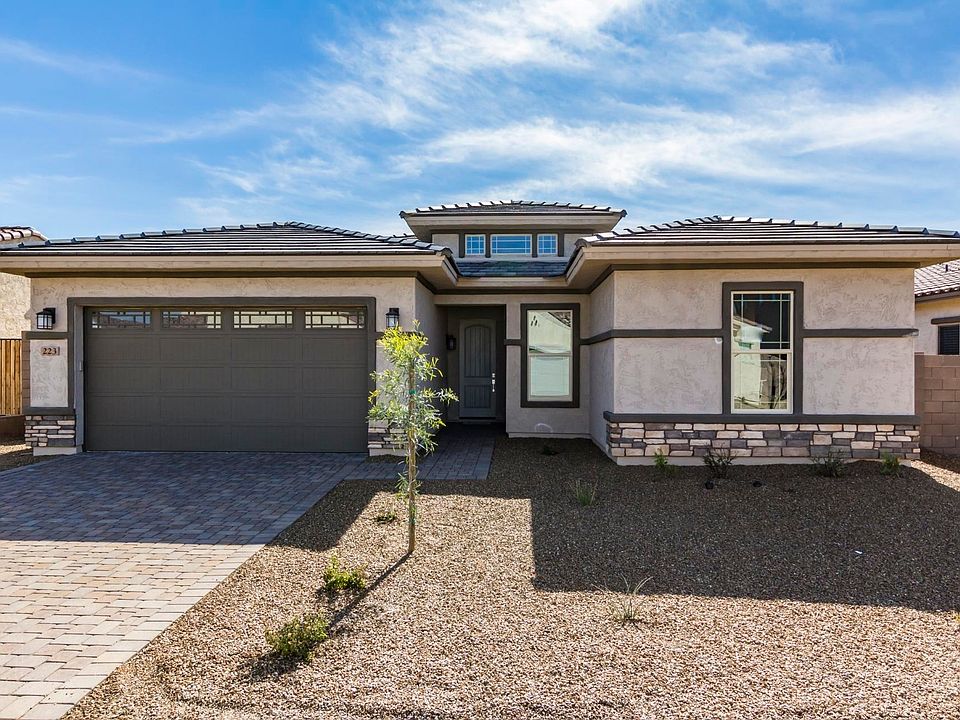 1st image of 223 E Pasaro Dr