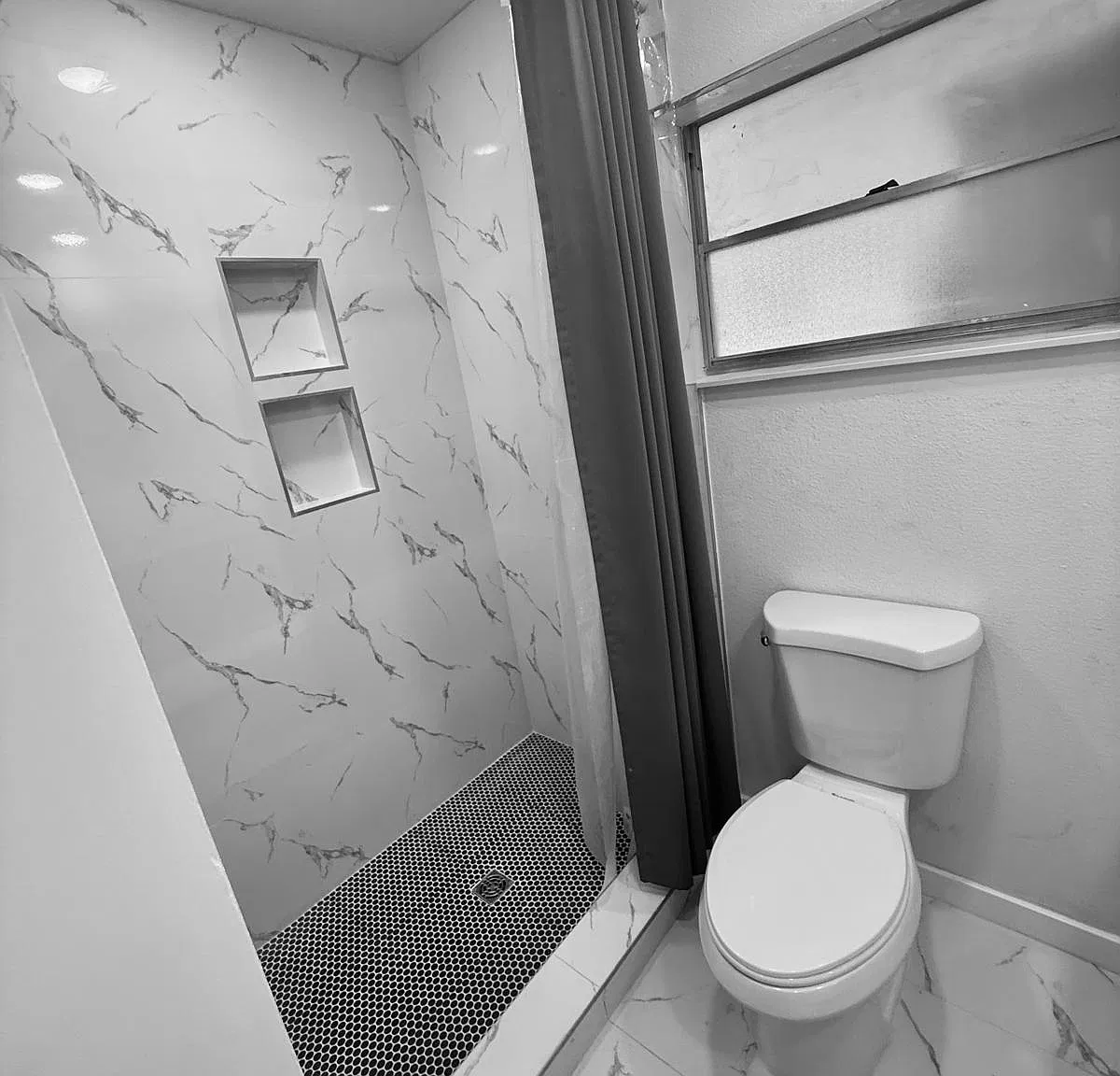 3 bed, 1200 sqft, $2,200 — Photo 2