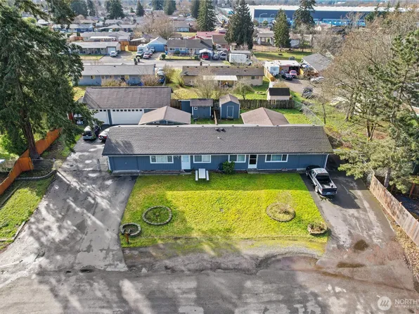 1738 1740 Violet Meadow Street S, Tacoma, WA 98444