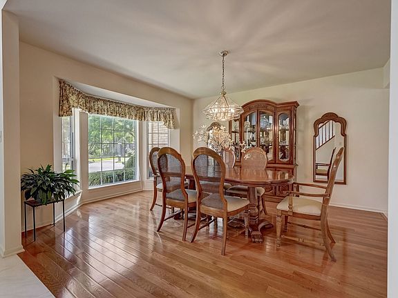 4th image of 1166 Mockingbird Ct