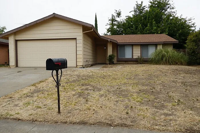 7036 Pebblebrook Way photo 1