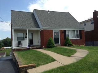 1035 Lindsay Rd, Carnegie, PA 15106