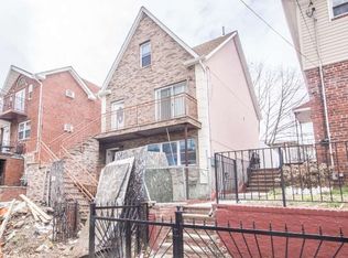 3999e Secor Ave, Bronx, NY 10466