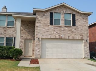 1713 Rialto Way, Justin, TX 76247