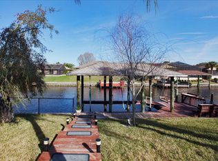 17 Clarendon Ct S, Palm Coast, FL 32137