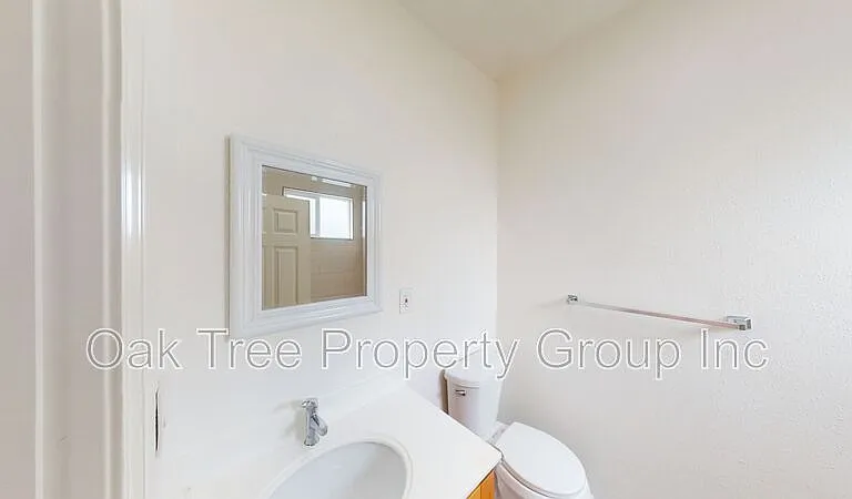 884 32nd St #884 — Photo 10