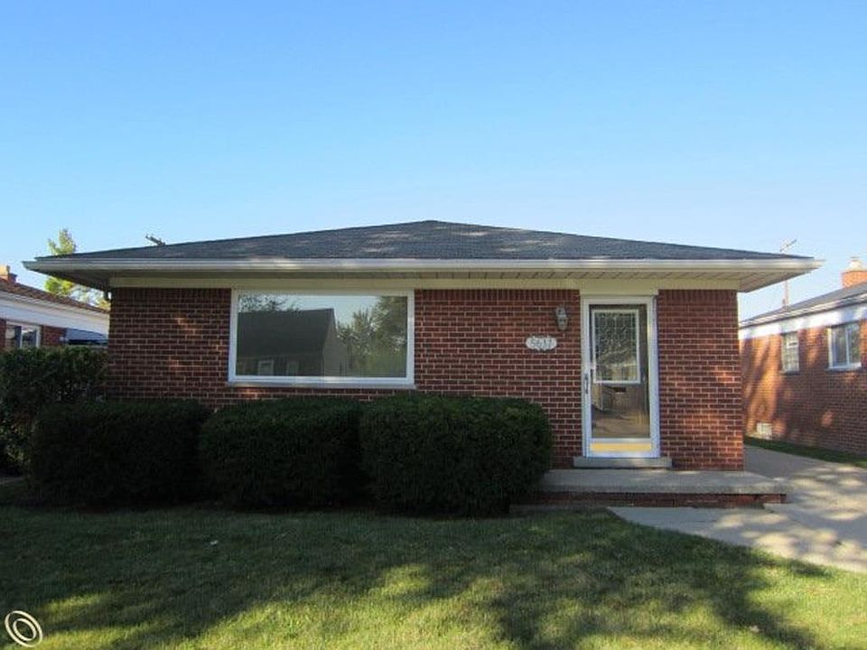1st image of 5637 Centralia St