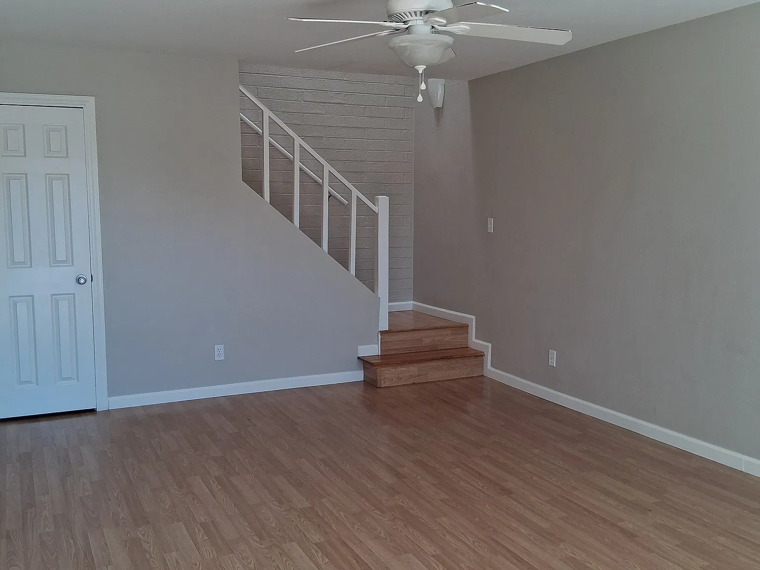 2 bed, 1.5 bath, 972 sqft, $1,447 — Photo 1