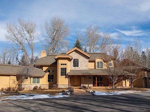 2nd image of 124 Deer Valley Ln